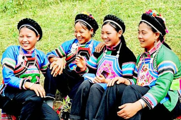 Dân tộc Phù Lá
